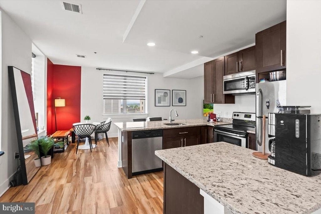 231 State Street - Photo 1