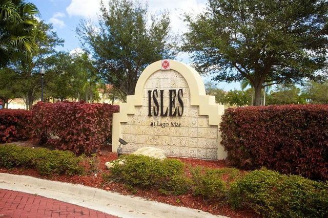 12430 Vista Isles Drive - Photo 1