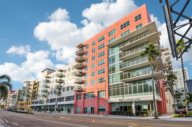 1208 E Kennedy Boulevard - Photo 1