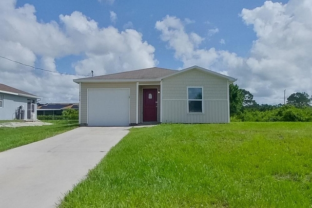 3214 65th Street W - Photo 1