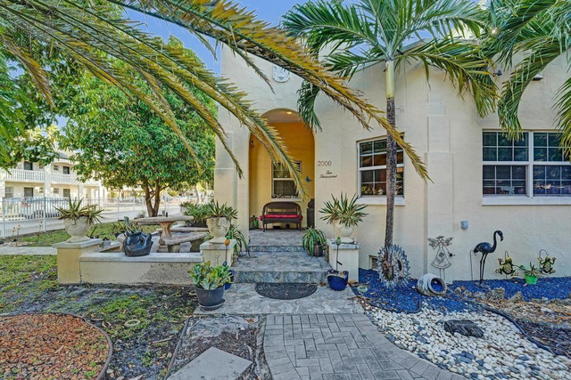 2000 Jackson Street - Photo 1