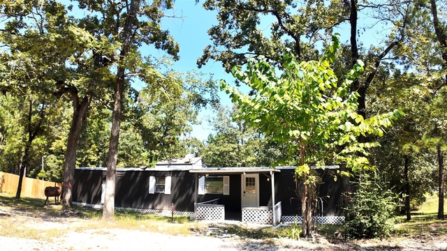 251 Oakdale Drive - Photo 1