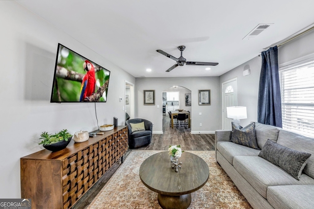 6230 Love Street - Photo 1