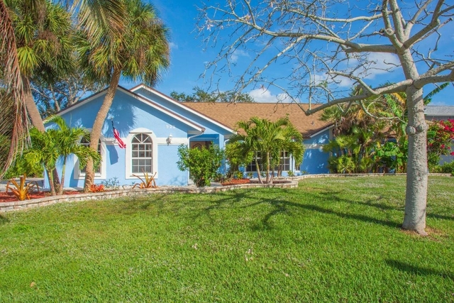922 Jackson Way - Photo 1