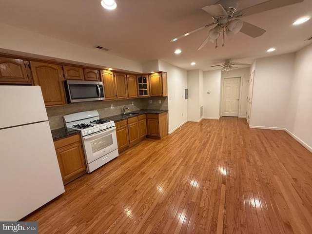 4304 Lancaster Avenue - Photo 1