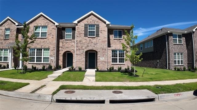2944 Baneberry Lane - Photo 1