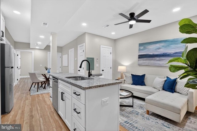 212 36th Street Ne - Photo 1