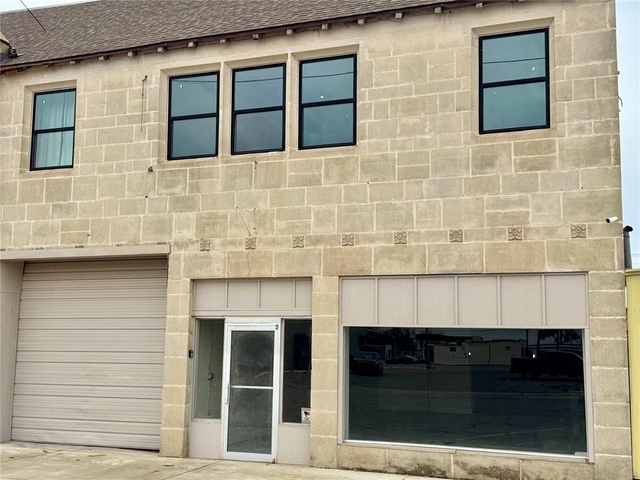 611 W Chickasha Avenue - Photo 1