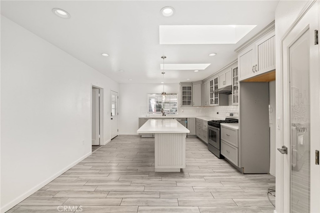 587 E Arrow - Photo 1