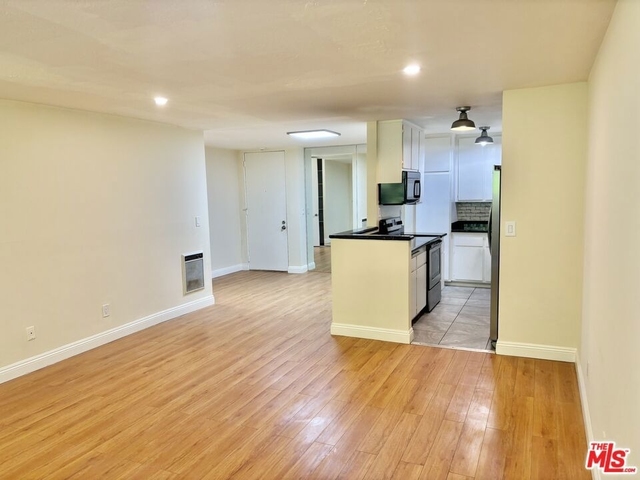 6526 Ocean Crest Drive - Photo 1