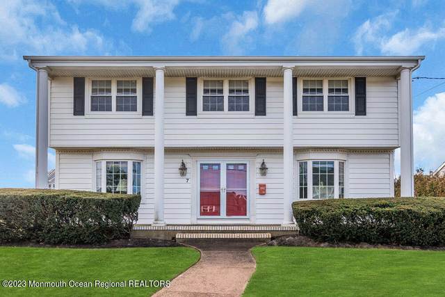 7 Howell Avenue - Photo 1