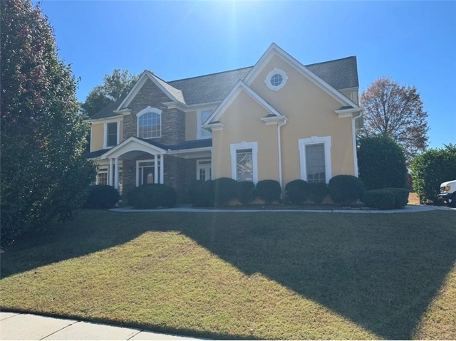 1400 White Flowers Lane - Photo 1