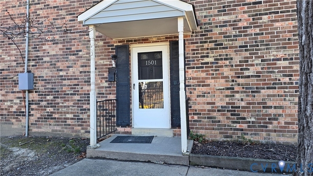 1501 Ivymount Road - Photo 1