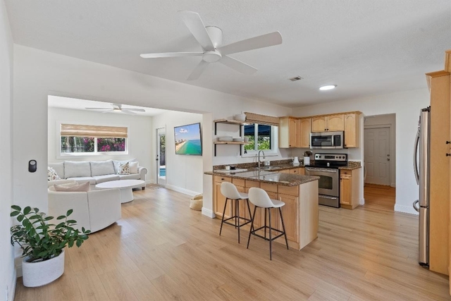 4921 Ne 23rd Avenue - Photo 1