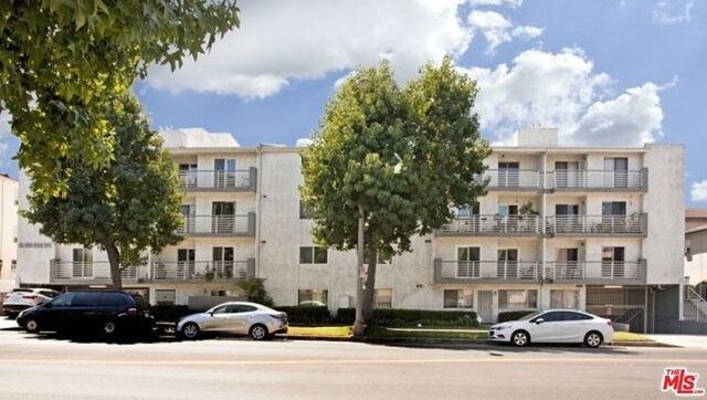 1515 S Beverly Drive - Photo 1