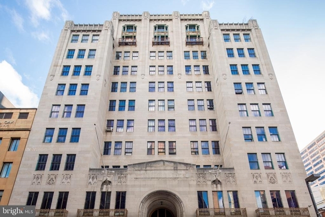 301 N Charles Street - Photo 1