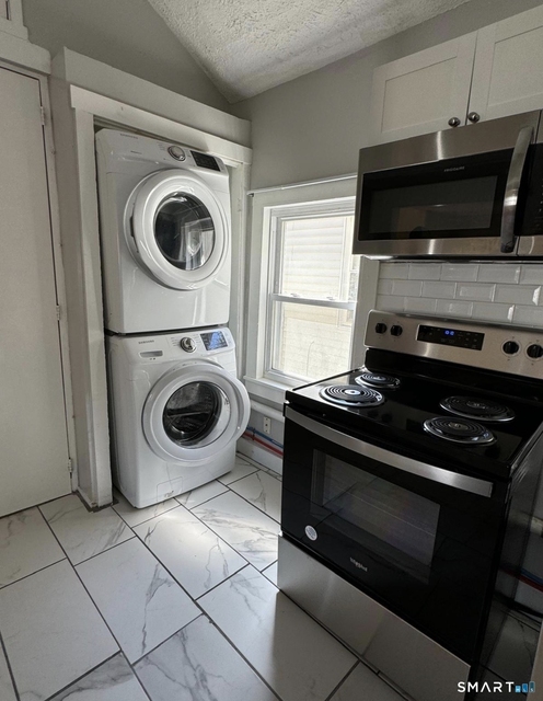 16 Vine Street - Photo 1