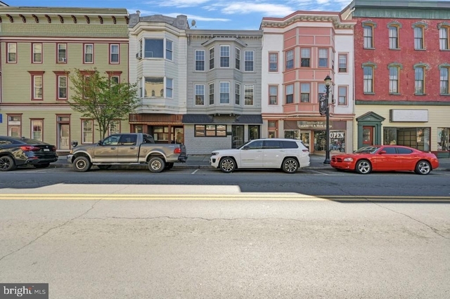 128a E Broad Street - Photo 1