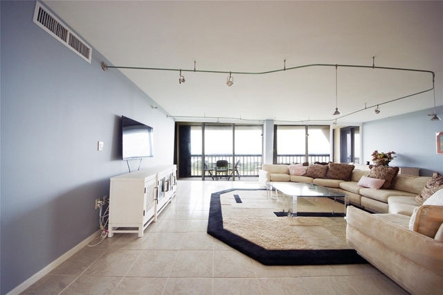 2480 Presidential Way - Photo 1