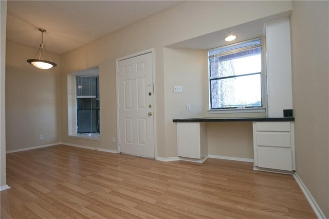 2818 Nueces St - Photo 1