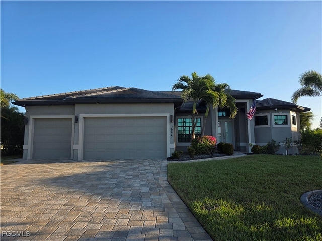 1255 Nw 38th Avenue - Photo 1