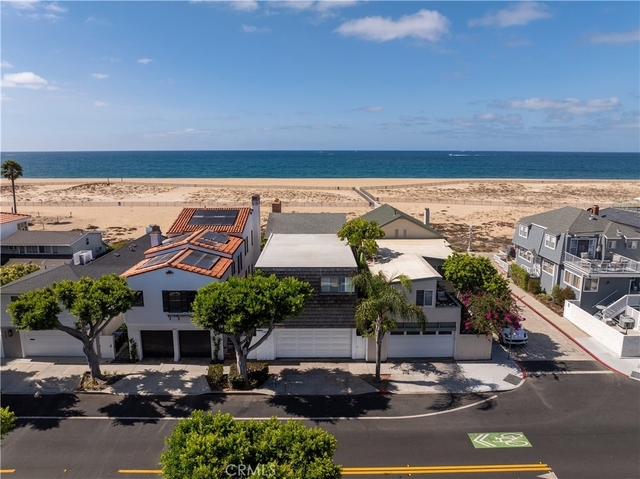 1303 E Balboa Boulevard - Photo 1