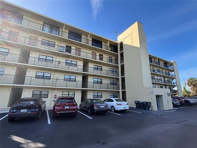 1433 N Atlantic Avenue - Photo 1