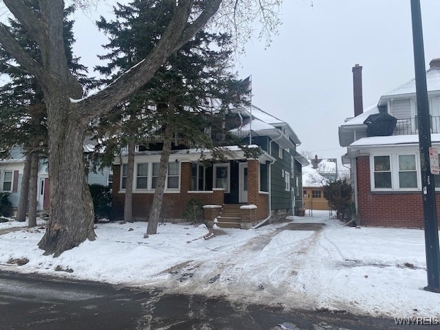 27 Henley Road - Photo 1