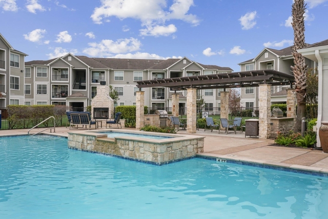 14807 Woodland Hills Drive - Photo 1