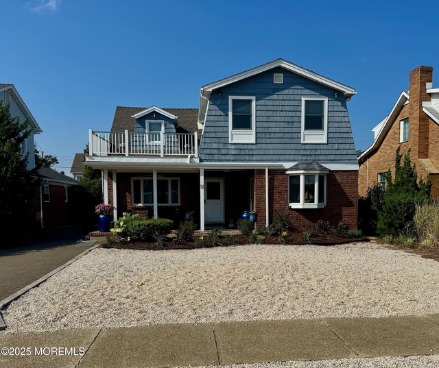 12 York Avenue - Photo 1