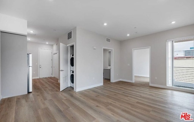 825 S Coronado Street - Photo 1