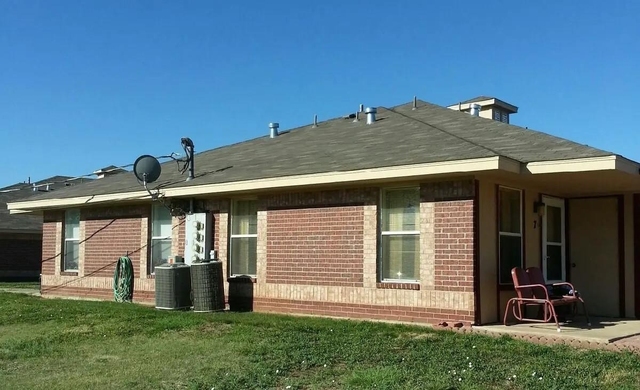 1400 W Sommerville St - Photo 1