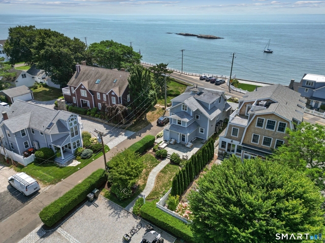 19 Middle Beach Road - Photo 1