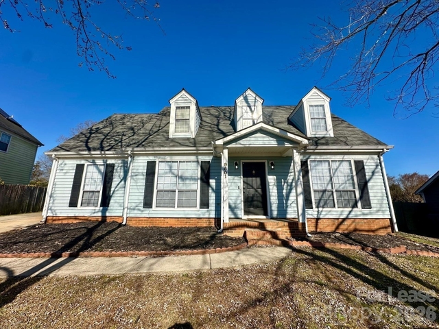 9501 Pondside Lane - Photo 1