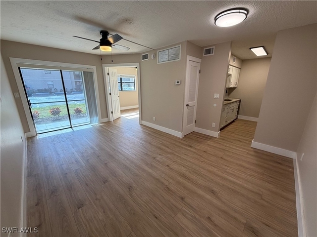 5315 Summerlin Road - Photo 1