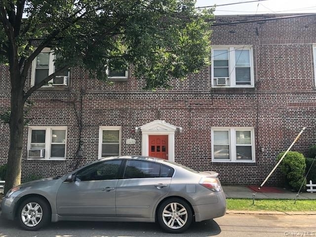 116-02 Farmers Boulevard - Photo 1