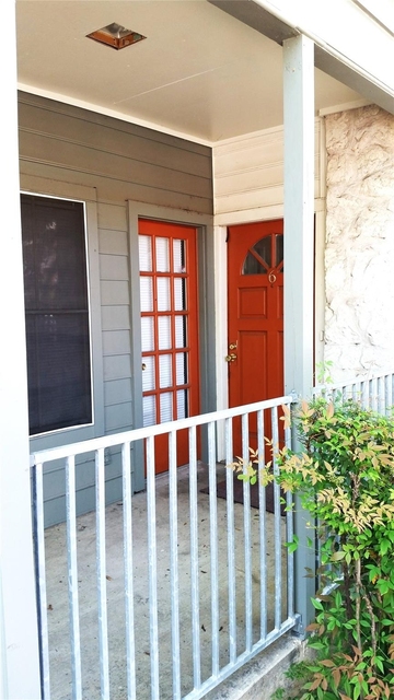 2529 Rio Grande St - Photo 1