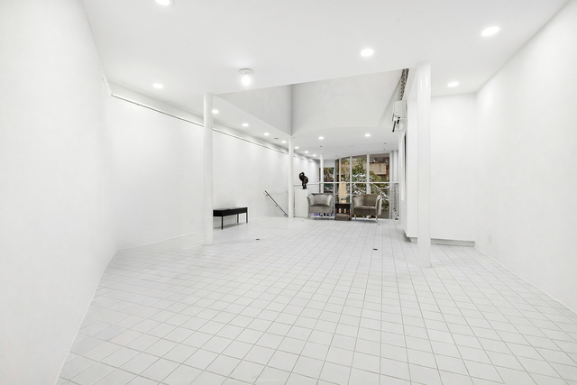 22 E 81st Street - Photo 1