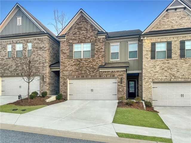 2527 R Pearl Ridge Trace - Photo 1