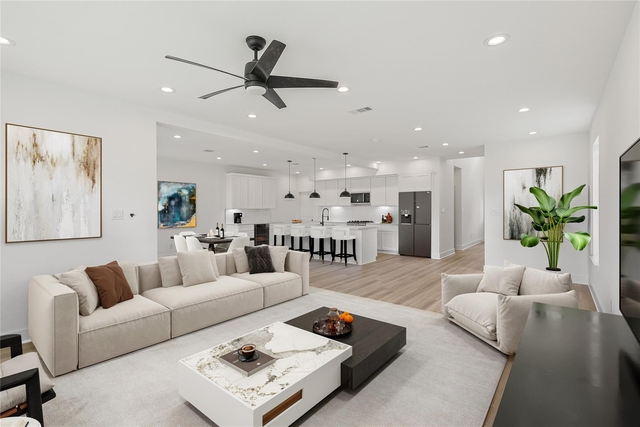 7413 Charlie Street - Photo 1