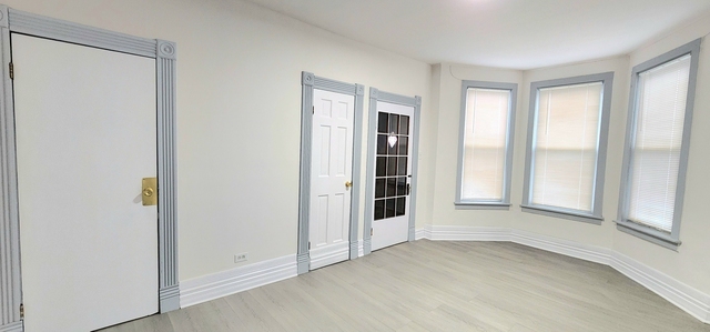 3520 S Winchester Avenue - Photo 1