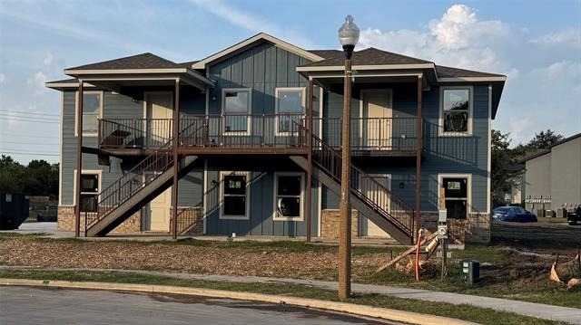 3001 Grey Wolf Circle - Photo 1
