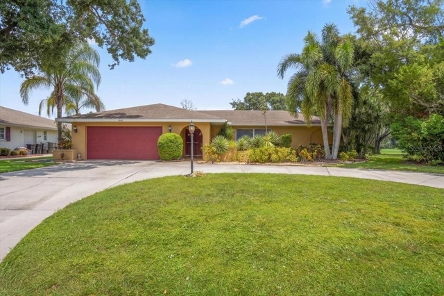 5409 Palm Aire Drive - Photo 1