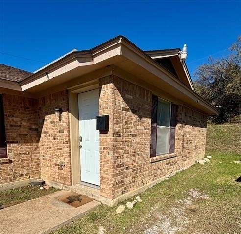 2600 21st Street - Photo 1