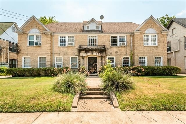 5918 La Vista Drive - Photo 1