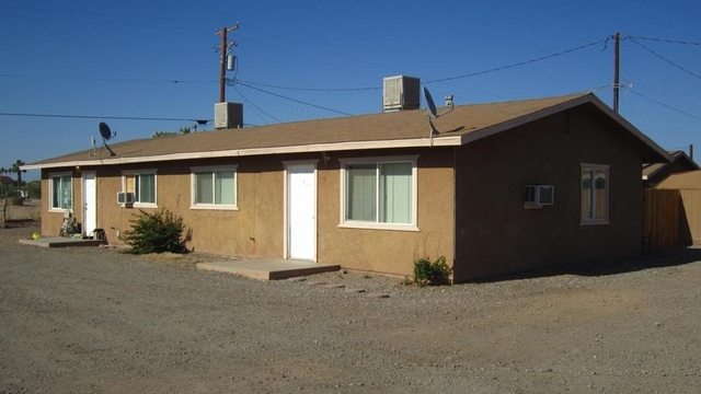 10340 E Vernon Avenue - Photo 1