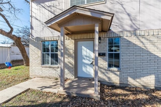 701 S Marsh Street - Photo 1