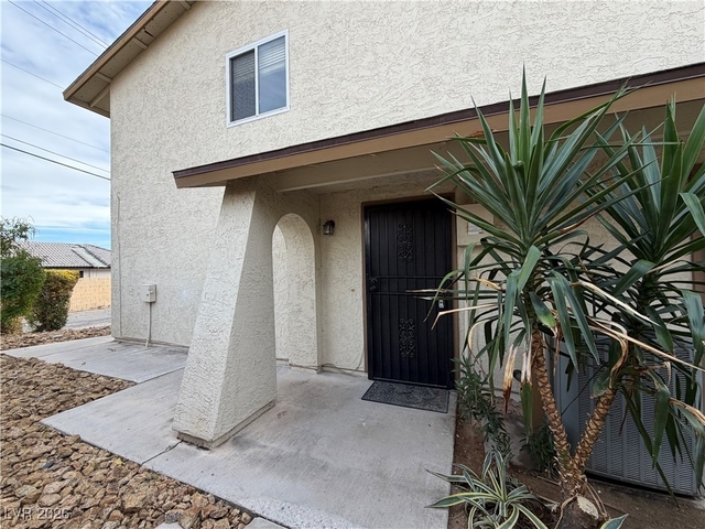 4734 Roberta Street - Photo 1