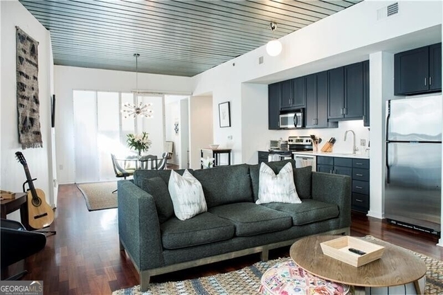 620 Glen Iris Drive - Photo 1