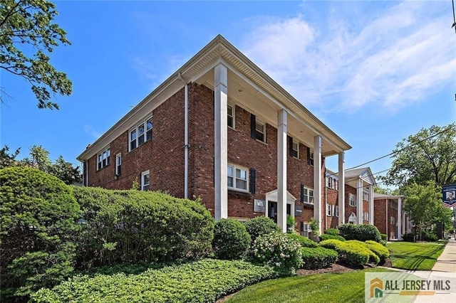 2105 Saint Georges Avenue - Photo 1